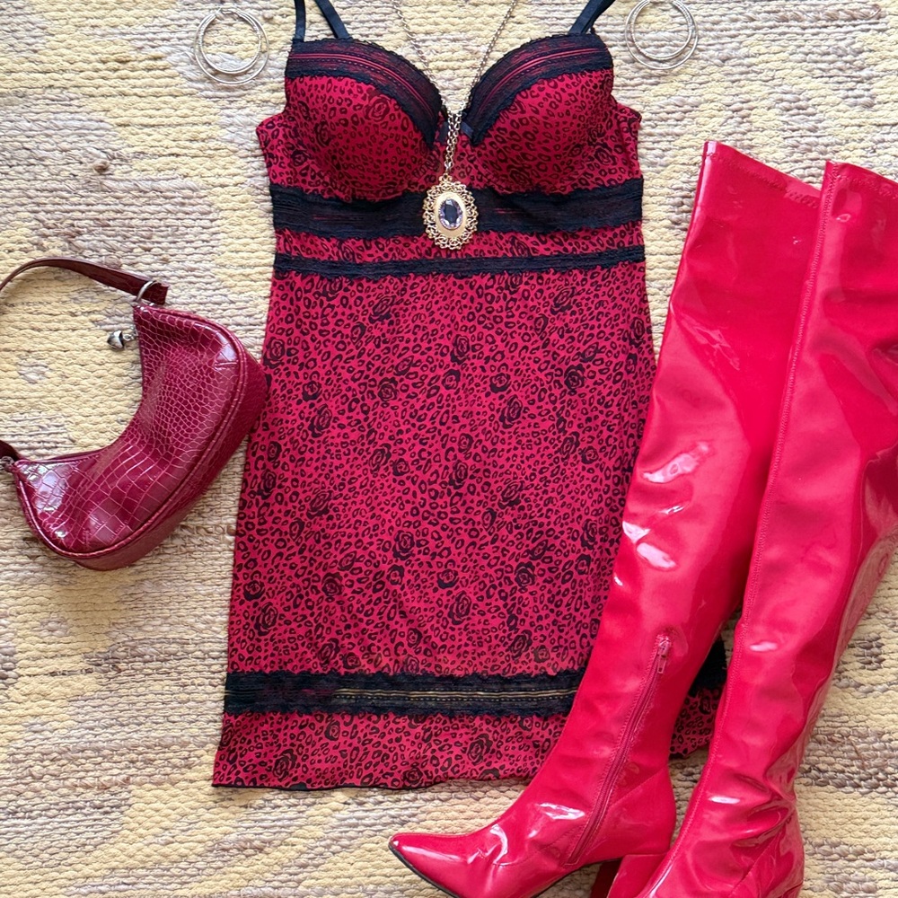 Marilyn Monroe Red and Black Mini Dress